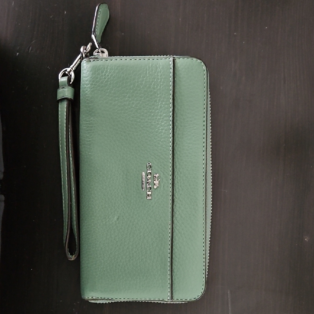 Coach Green Leather Wristlet